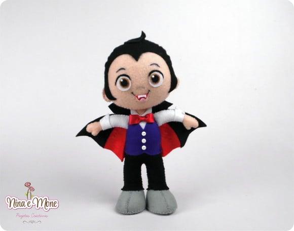 Boneco Vampirinho de feltro (Halloween)