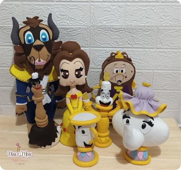Bonecos a Bela e a Fera de Feltro