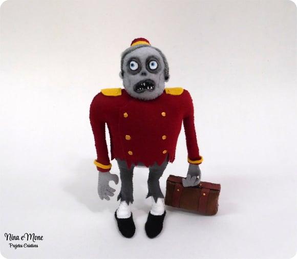 Boneco Zumbi de feltro (Transilvania)