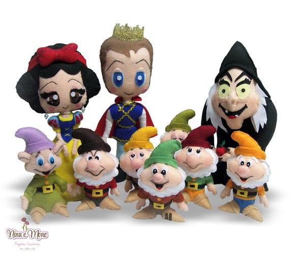 Bonecos Branca de Neve em Feltro