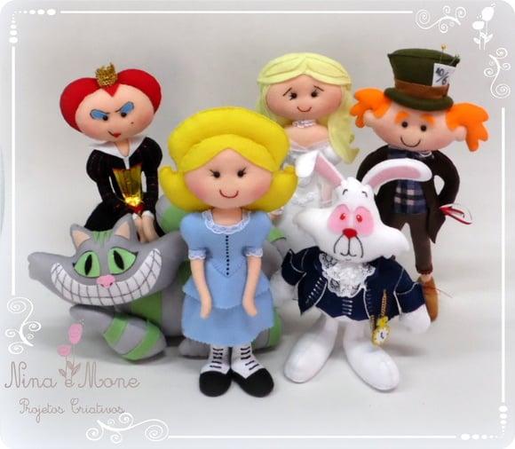 Bonecos Alice no País das Maravilhas