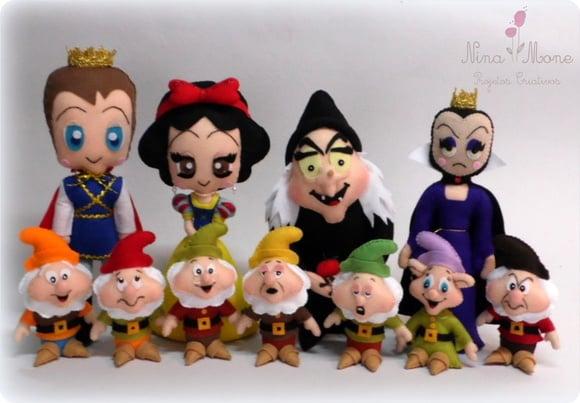 Bonecos Branca de Neve em Feltro