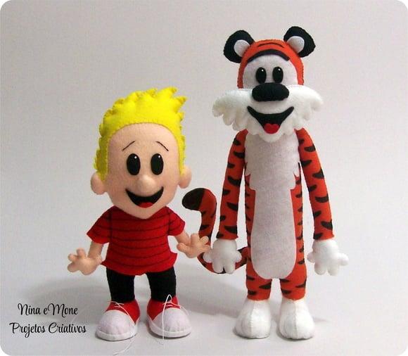 Bonecos Calvin e Haroldo de Feltro