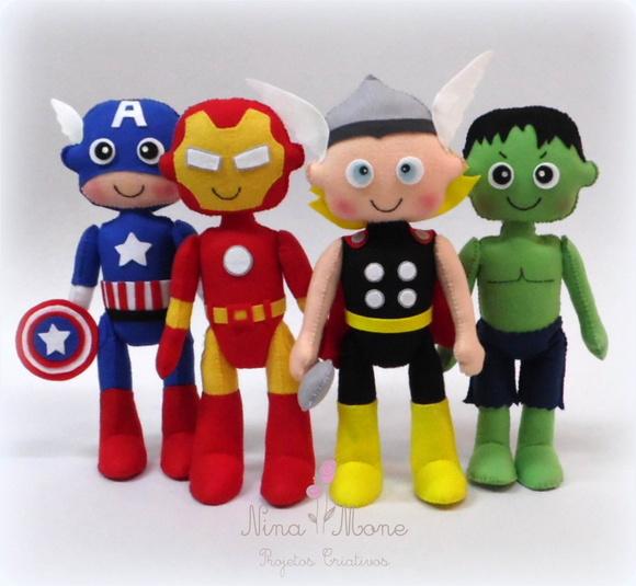 Bonecos Vingadores em Feltro