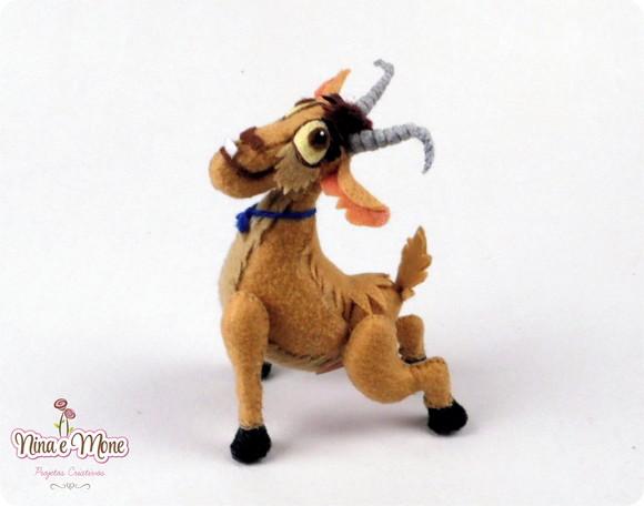 Cabra Lupe de feltro