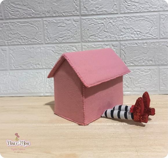 Casa com Pés Bruxa Má do Leste em Feltro