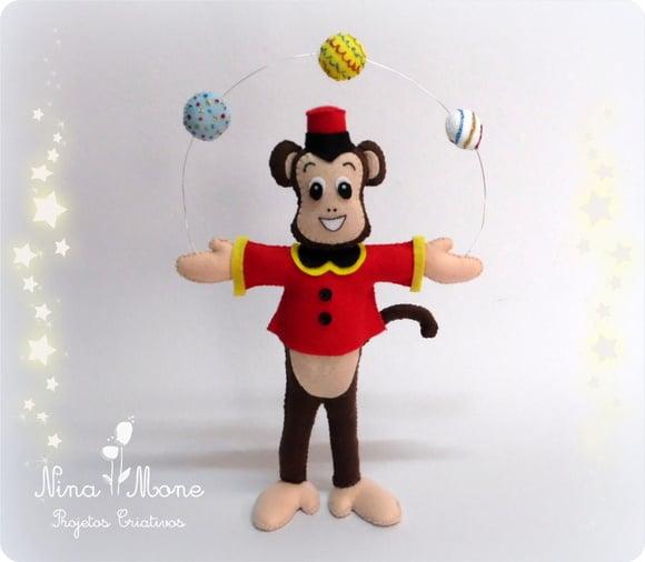 Macaco Malabarista de Feltro