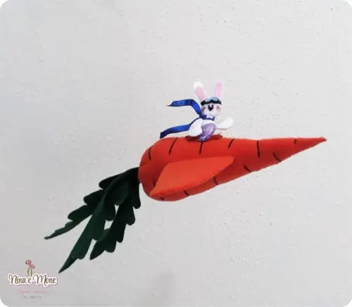 Avião Coelho de Feltro