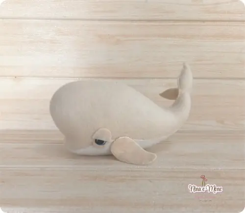 Baleia Beluga Bege de Feltro