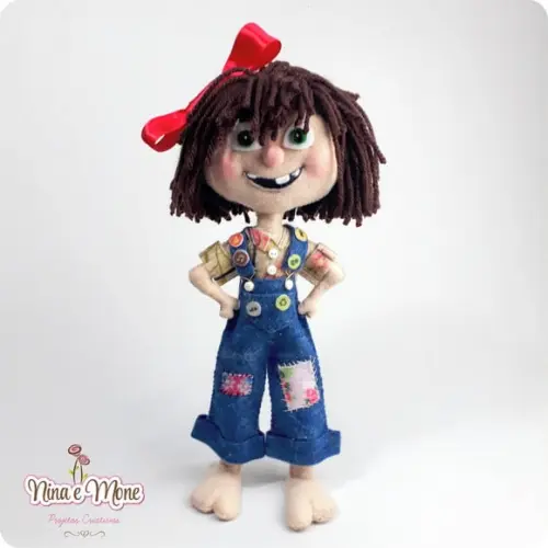 Boneca Ellie Menina de Feltro - Tema Up