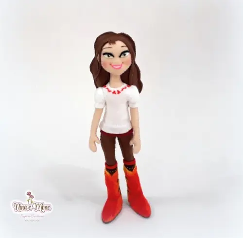 Boneca Lucky de feltro - tema Spirit