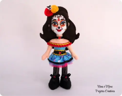 Boneca Isabel de feltro - tema Elena de Avalor