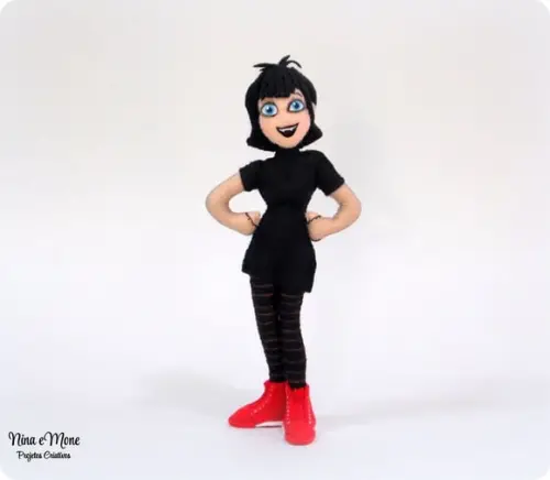 Boneca Mavis de Feltro (transilvania)