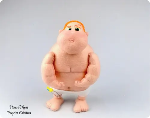 Boneco Jumbo de feltro - tema O Poderoso Chefinho