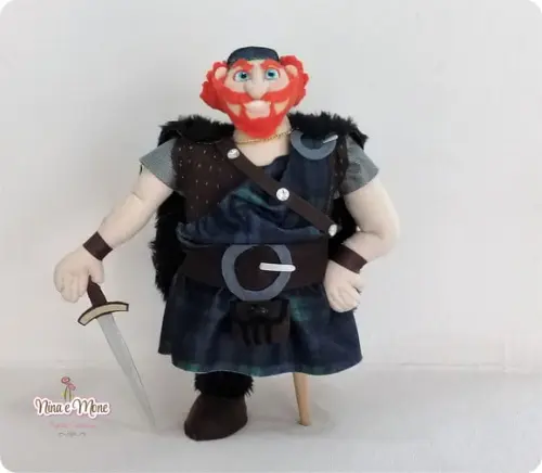 Boneco Rei Fergus de Feltro