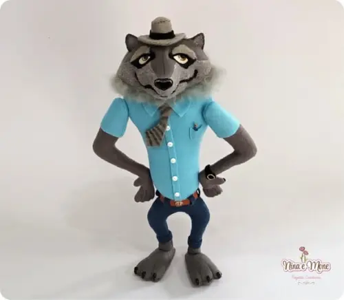 Boneco Wayne de Feltro (transilvania)
