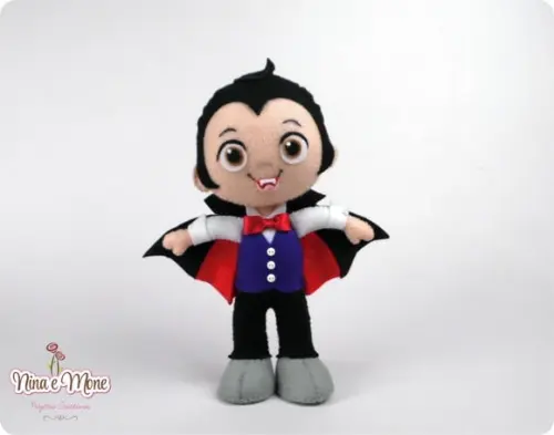 Boneco Vampirinho de feltro (Halloween)