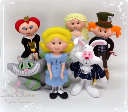 Bonecos Alice no País das Maravilhas