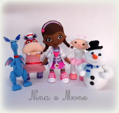 Bonecos Doutora Brinquedos de Feltro