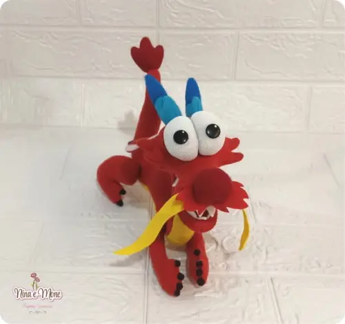 Dragão Mushu de Feltro