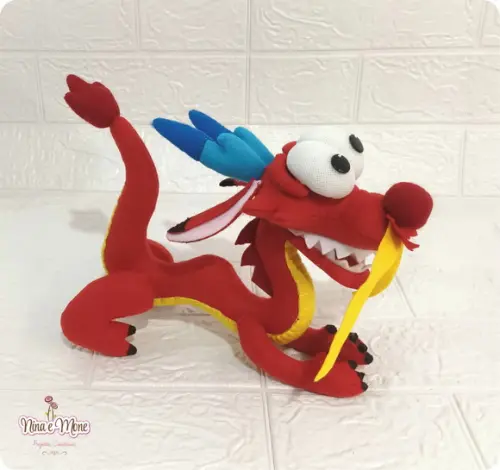 Dragão Mushu de Feltro