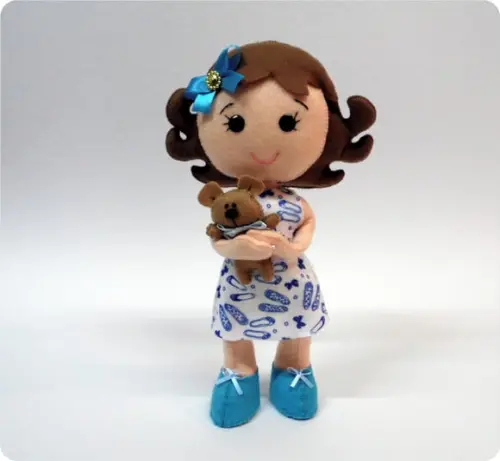 Menina e Naninha de Feltro