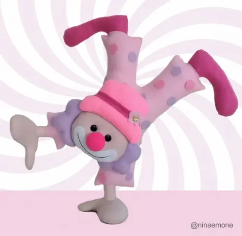 Palhaço Equilibrista de Feltro