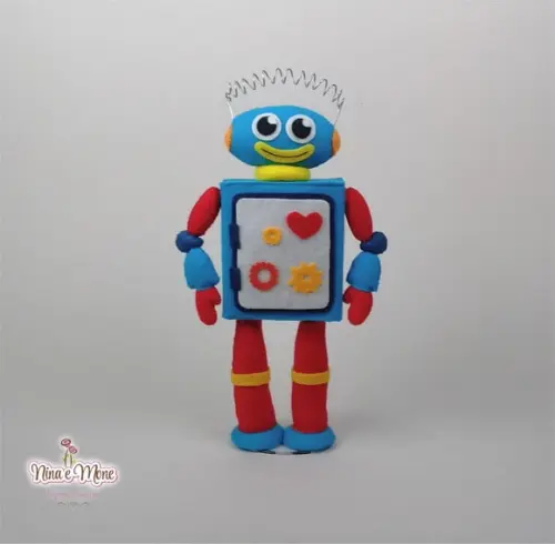 Robô Milo de Feltro