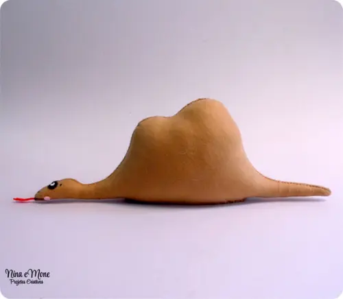 Serpente Que Engoliu o Elefante