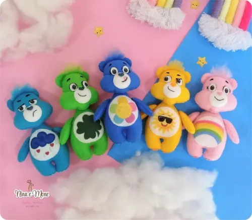 Ursinhos Carinhosos de Feltro