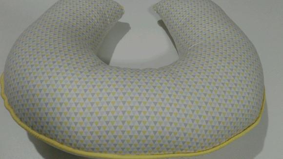 Almofada de Amamentação Triangulo