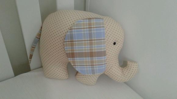 Almofada decorativa elefante