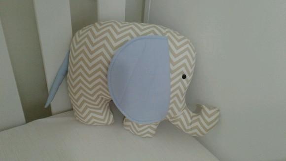 Almofada decorativa elefante