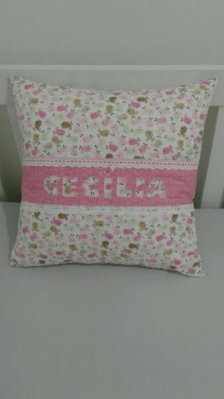 Almofada decorativa personalizada