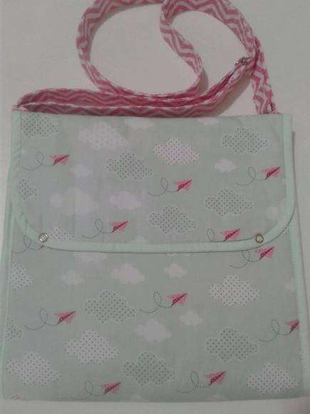 Bolsa que vira trocador