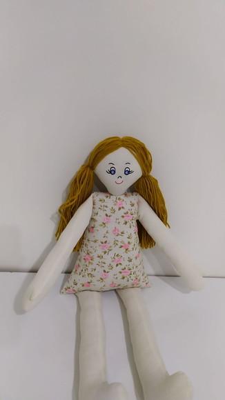 Boneca de Pano Pernuda