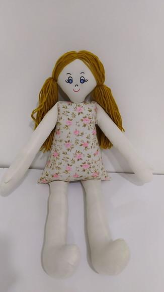 Boneca de Pano Pernuda