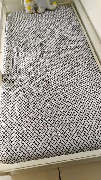 colcha de elastico dupla face para mini cama