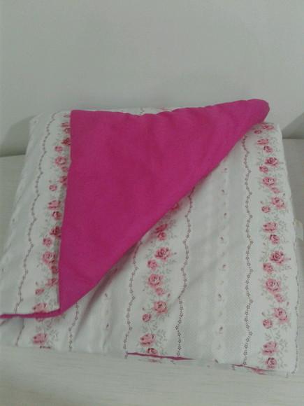 Edredom dupla face para mini cama