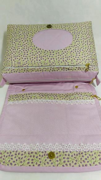 Nécessaire Porta Fraldas e Lenços Personalizada com Aba