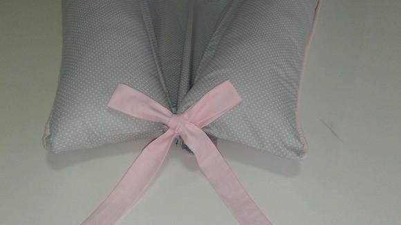 Ninho para bebê c/detalhe rosa