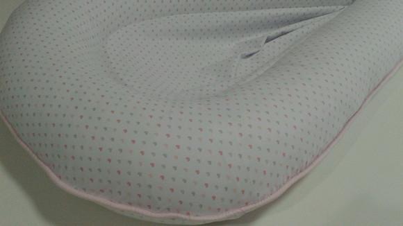 Ninho Redutor de Berço para Bebê Detalhe Rosa Modelo U