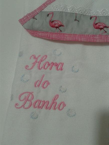 Toalha Forrada com Fralda Capuz Bordada Luxo