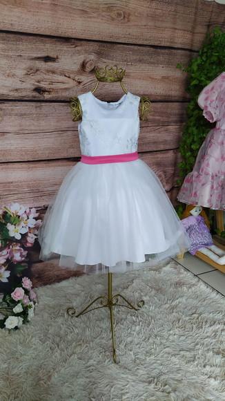 Vestido de Renda e Tule para Daminha de Honra