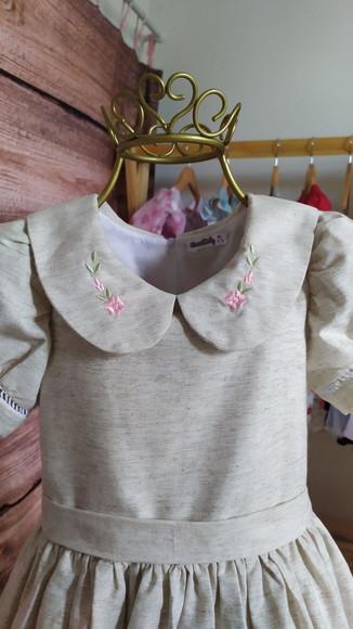 Vestido Infantil Bordado em Tecido de Algodao Forrado