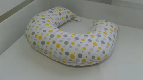 Almofada de Amamentação Boloes Amarelo