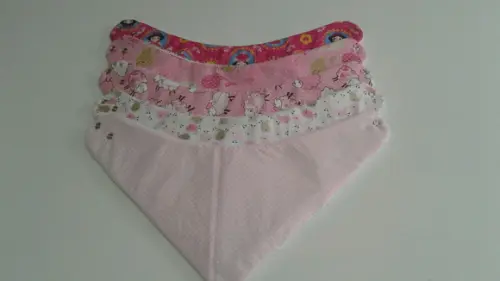 Babador bandana com 5 unidades