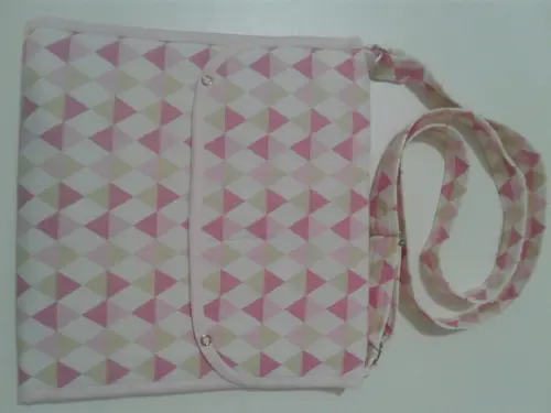 Bolsa que vira trocador