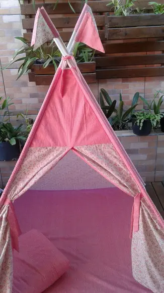 Cabana infantil + colchonete +bandeirinhas