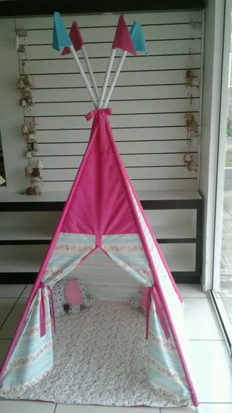 Cabana infantil + colchonete +bandeirinhas